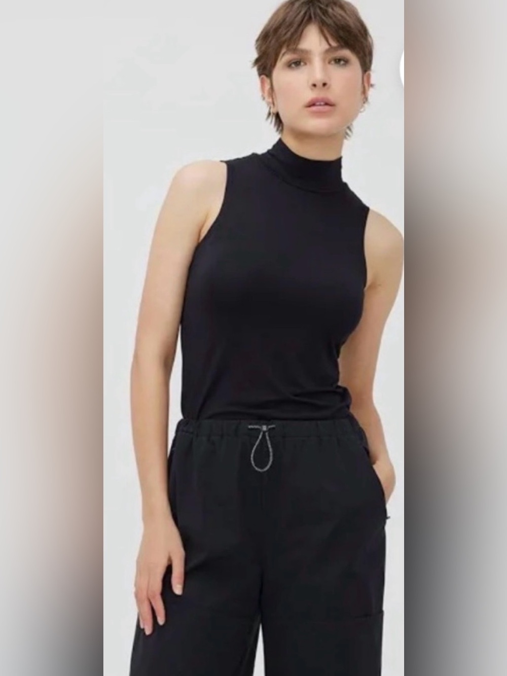 Kit and Ace Black Sleeveless Mock Neck Tank